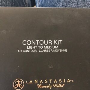Anastasia Contour Pallet